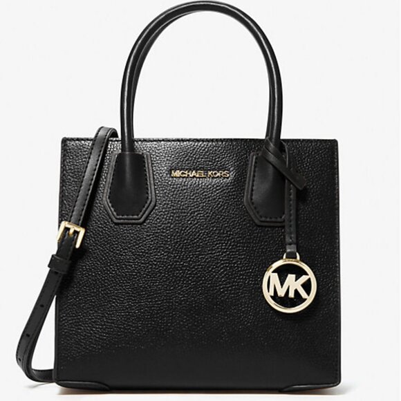 Michael Kors Handbags - Michael Kors NWT Bedford Shoulder Bag, Medium - Black Retail $448